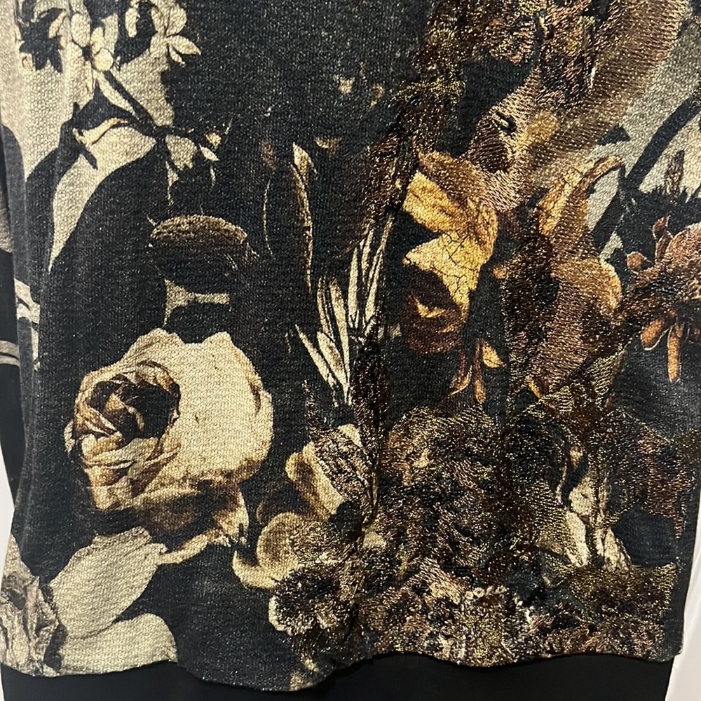 Sweater - Picture 3 of 4